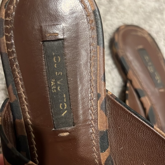 Louis Vuitton sandals size 37 - Picture 2 of 6